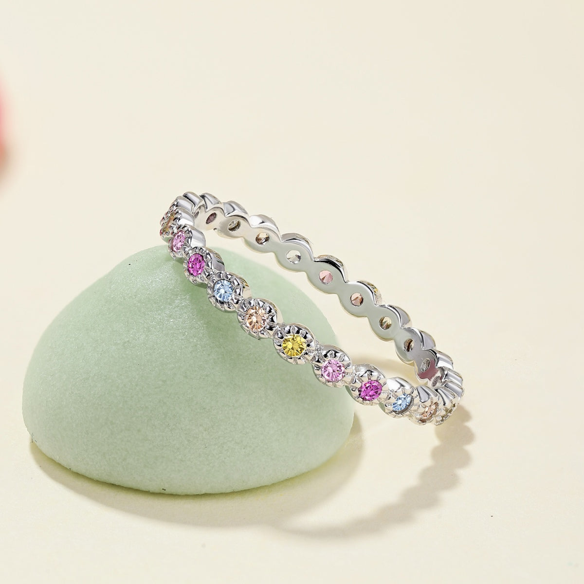 [Luxe Jewels]Radiant Sparkling Round Cut Daily Ring