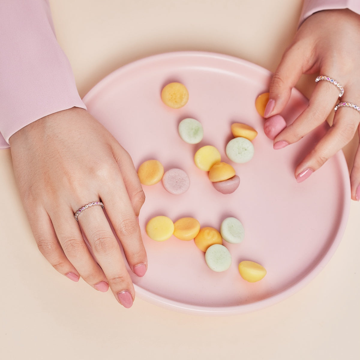 [Luxe Jewels]Unique Scintillating Round Cut Daily Ring