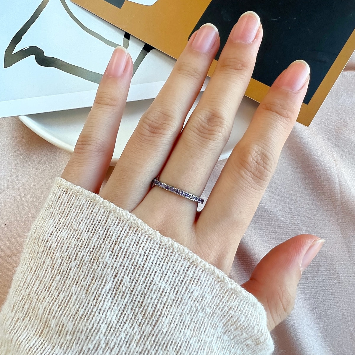 [Luxe Jewels]Delicate Sparkling Round Cut Daily Ring