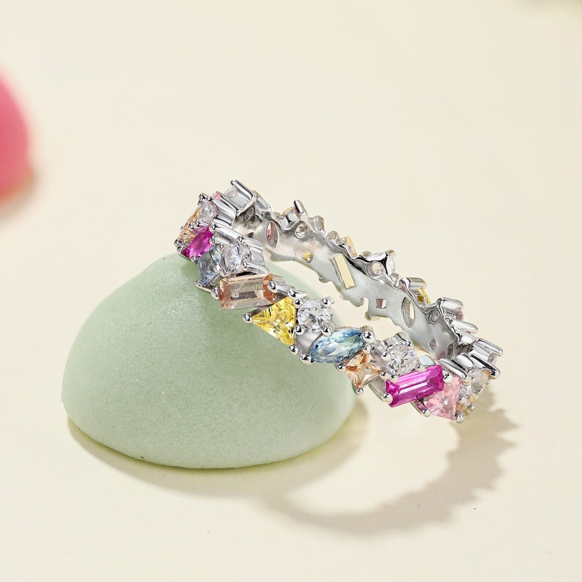 [Luxe Jewels]Dazzling Polychromatic Multi cut Daily Ring