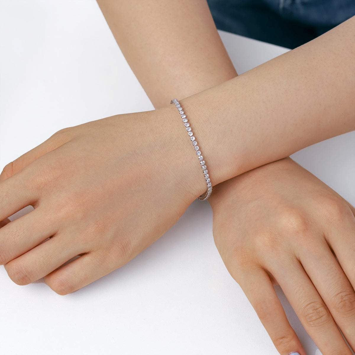 [Luxe Jewels]Dazzling Sparkling Round Cut Daily Bracelet