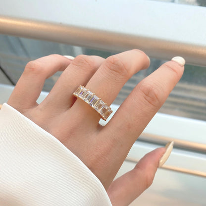 [Luxe Jewels]0.75 Carat Elegant Emerald Cut Tennis Ring