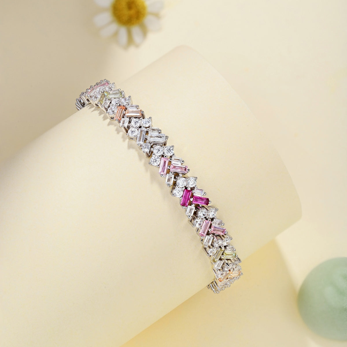 [Luxe Jewels]Dazzling Unique Multi Shape Daily Bracelet