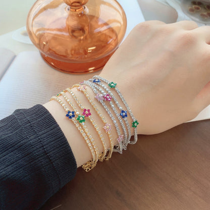 [Luxe Jewels]Sparkling Flower Shape Tennis Bracelet