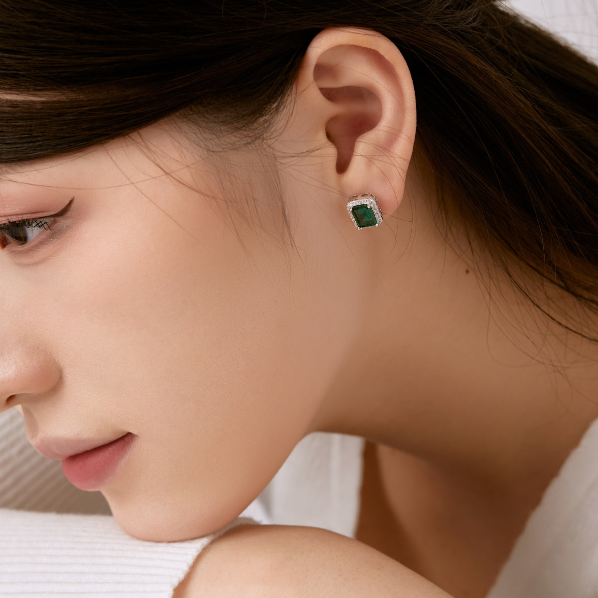 [Luxe Jewels]Luxurious Dainty Emerald Cut Banquet Earrings