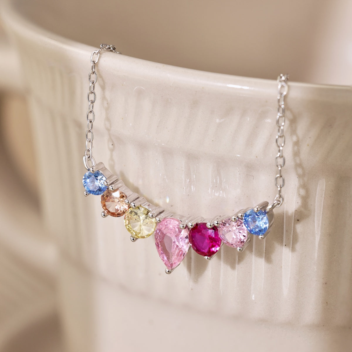 [Luxe Jewels]Dainty Colorful Heart Necklace