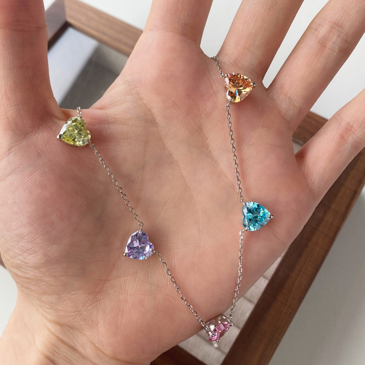 [Luxe Jewels]Sparkling Colorful Heart Cut Necklace