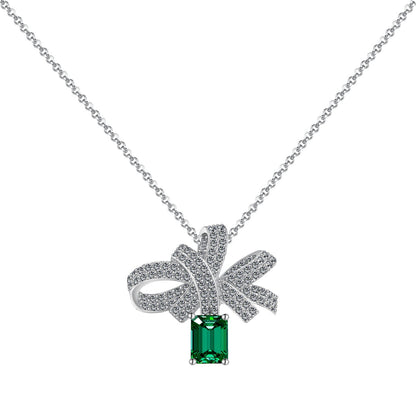 [Luxe Jewels]Luxurious Flower Shape Emerald Cut Necklace