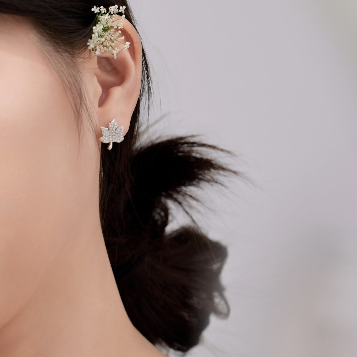 [Luxe Jewels]Exquisite Maple Leaf Design Earrings