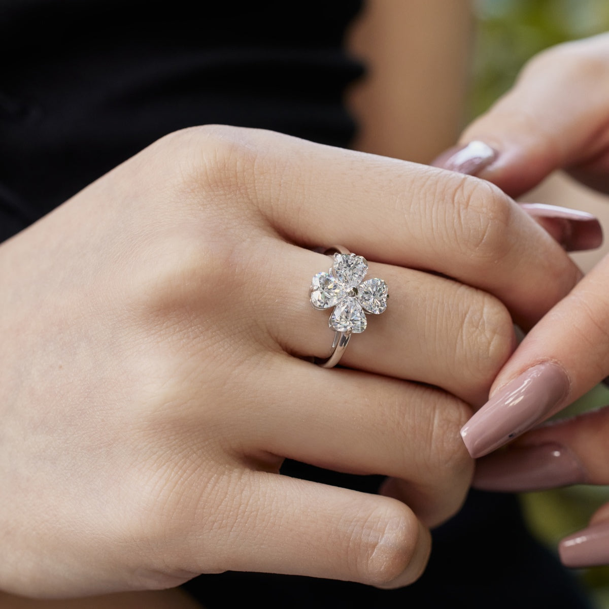 [Luxe Jewels]Heart-shaped Four-Leaf Clover Ball Ring