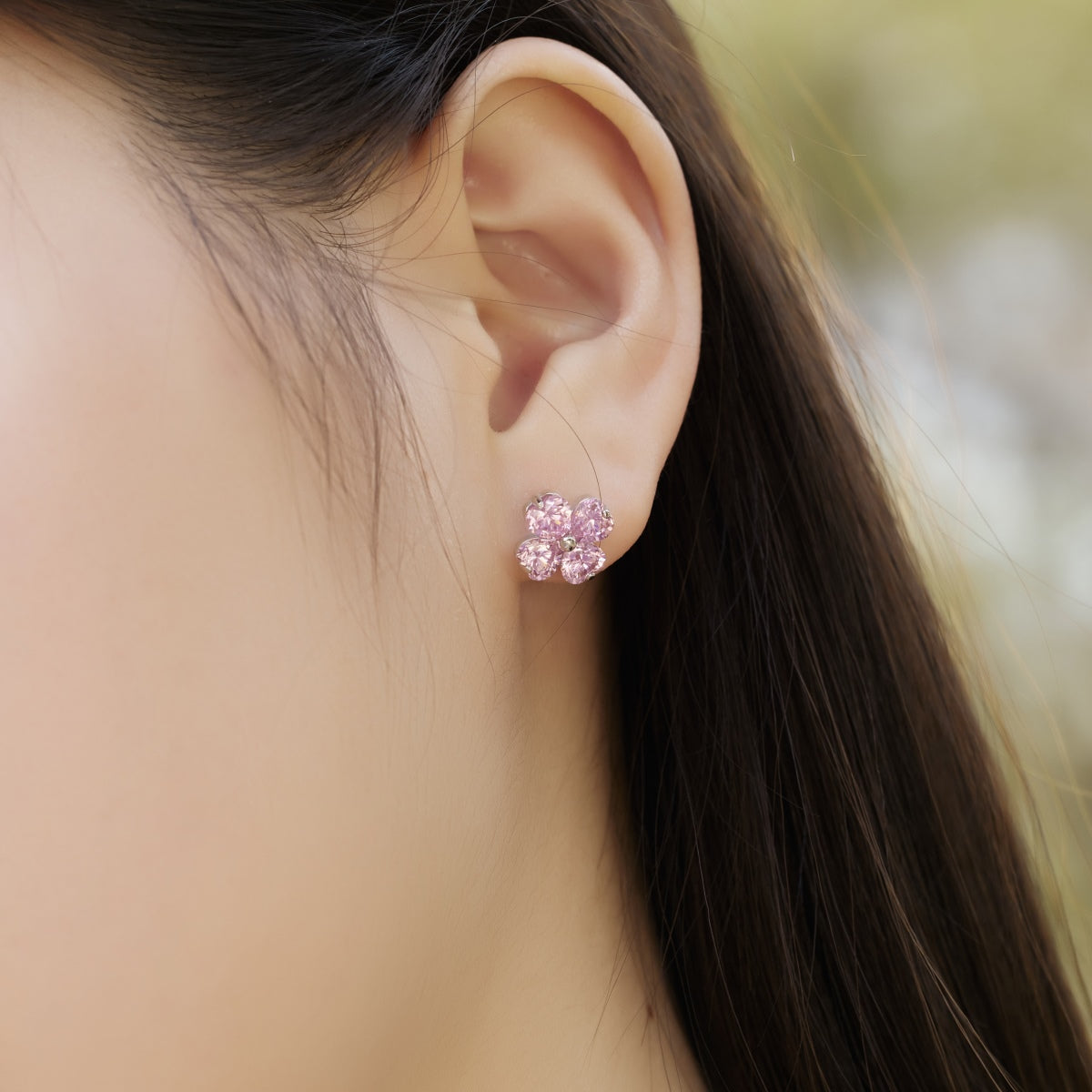 [Luxe Jewels]Four-Leaf Clover Ball Earrings