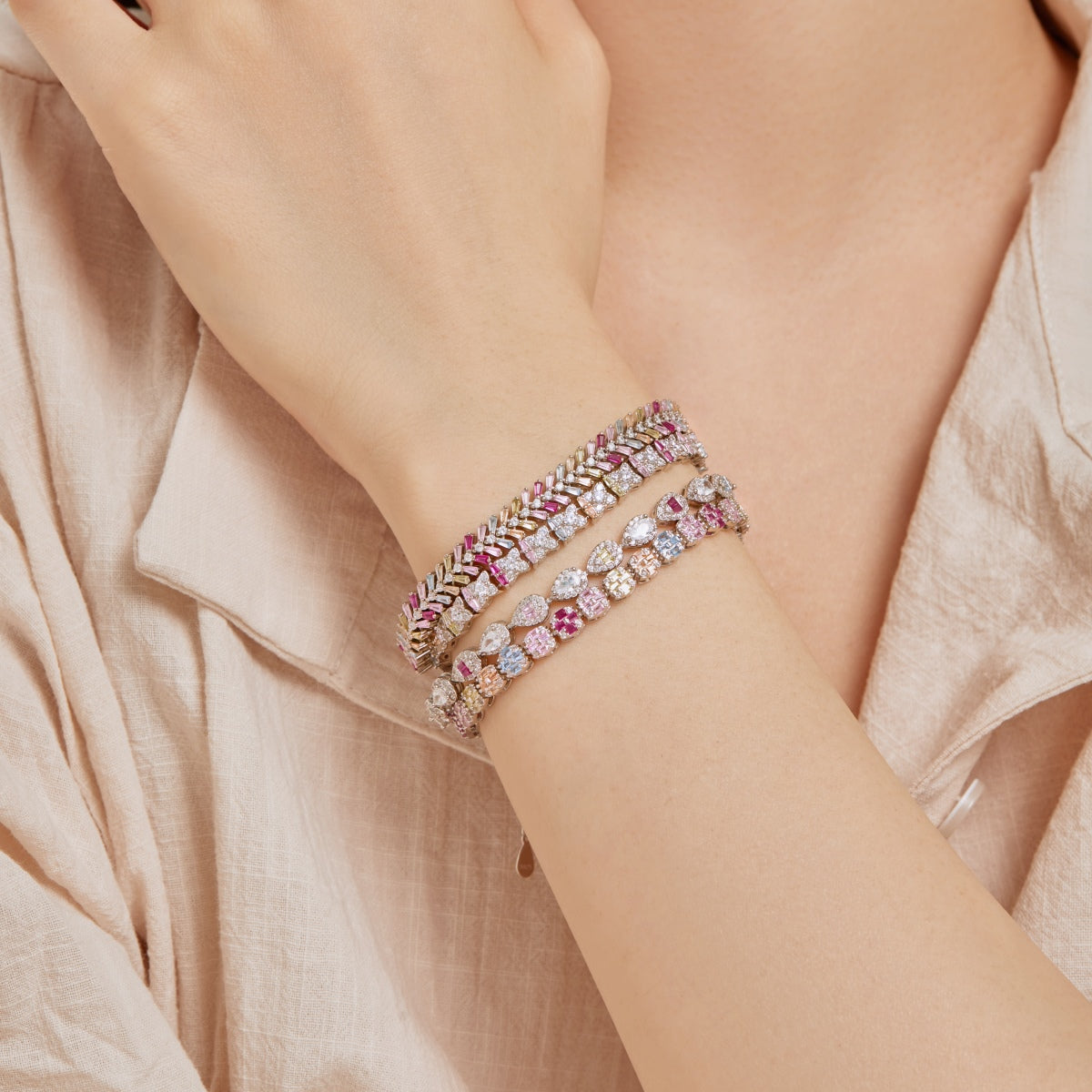 [Luxe Jewels]ユニークなカラフルな花の形のデイリーブレスレット