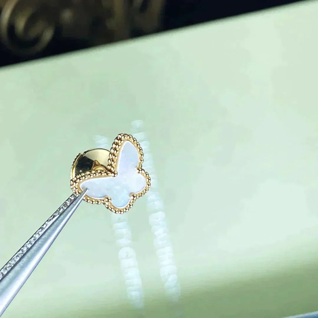 [Luxe Jewels]SWEET BUTTERFLY MOP EARSTUDS