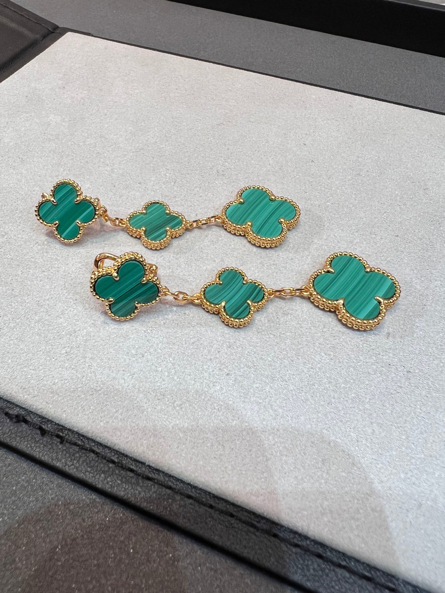 [Luxe Jewels]CLOVER MALACHITE 3 MOTIFS GOLD