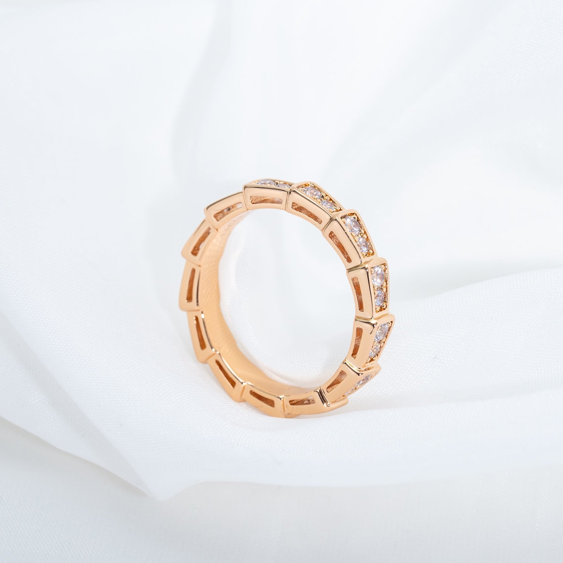 [MERA]SERPENTI RING ROTGOLD MIT DIAMANTEN 3MM