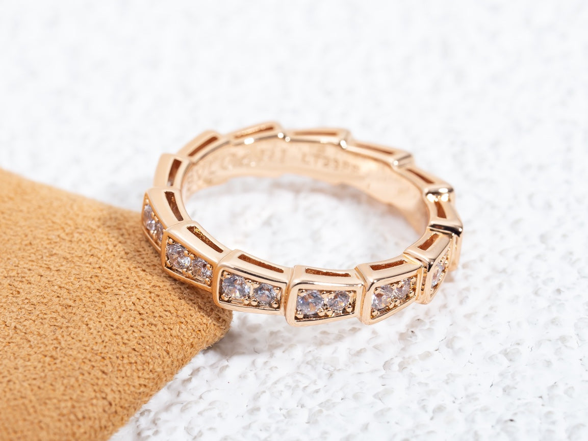 [MERA]SERPENTI RING ROTGOLD MIT DIAMANTEN 3MM