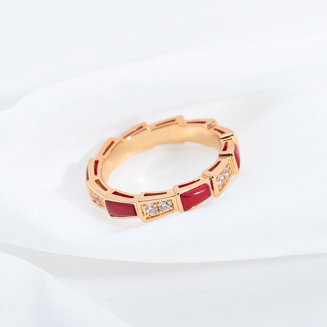 [MERA]SERPENTI RING ROTGOLD KARNEOL DIAMANT 3MM