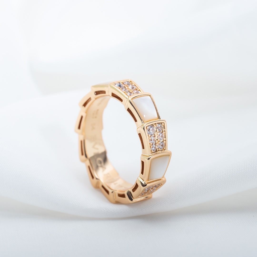 [MERA]SERPENTI RING ROTGOLD MIT DIAMANTEN 4MM