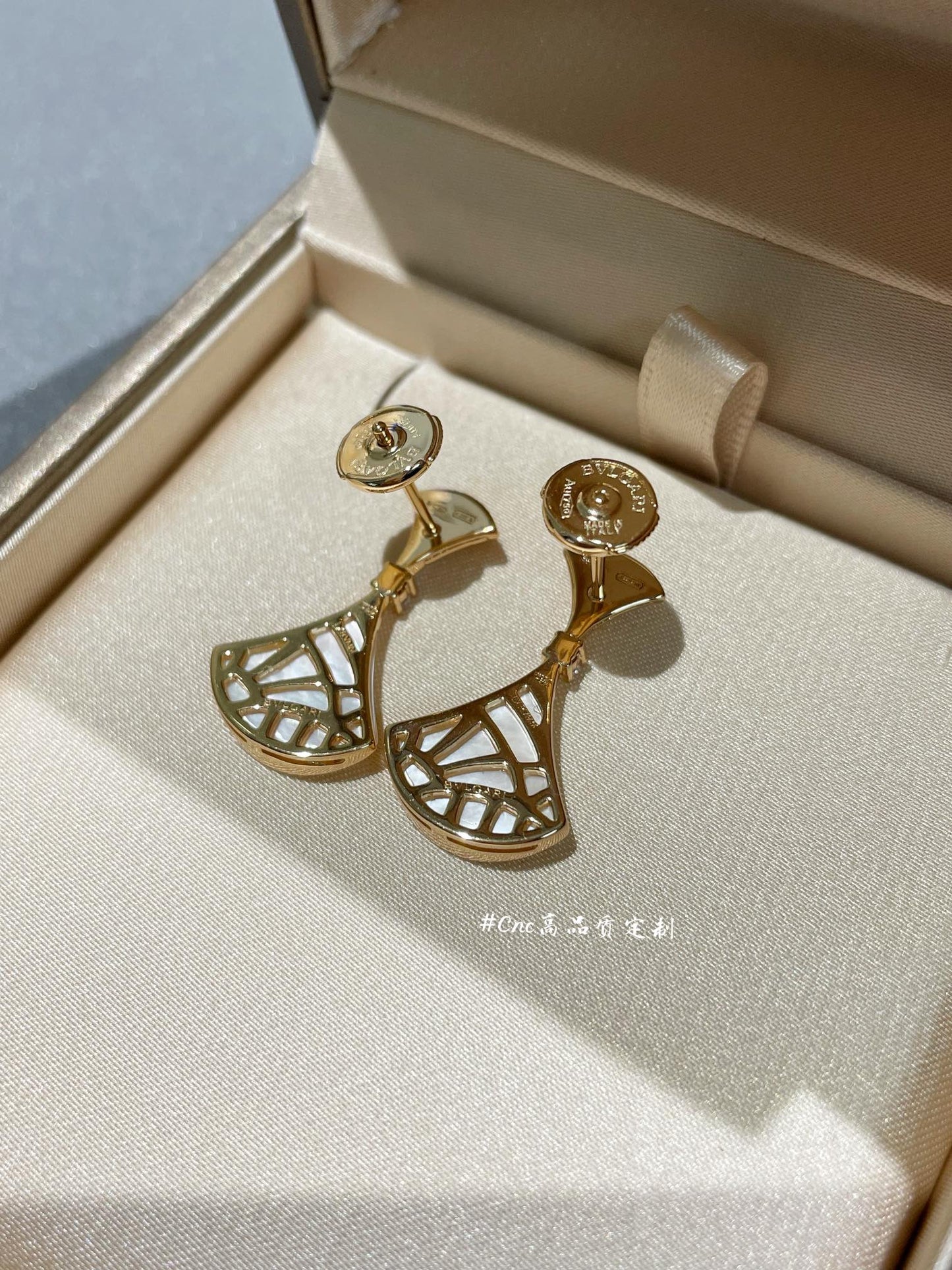 [Luxe Jewels]DREAM MOP 1 DIAMOND EARRINGS