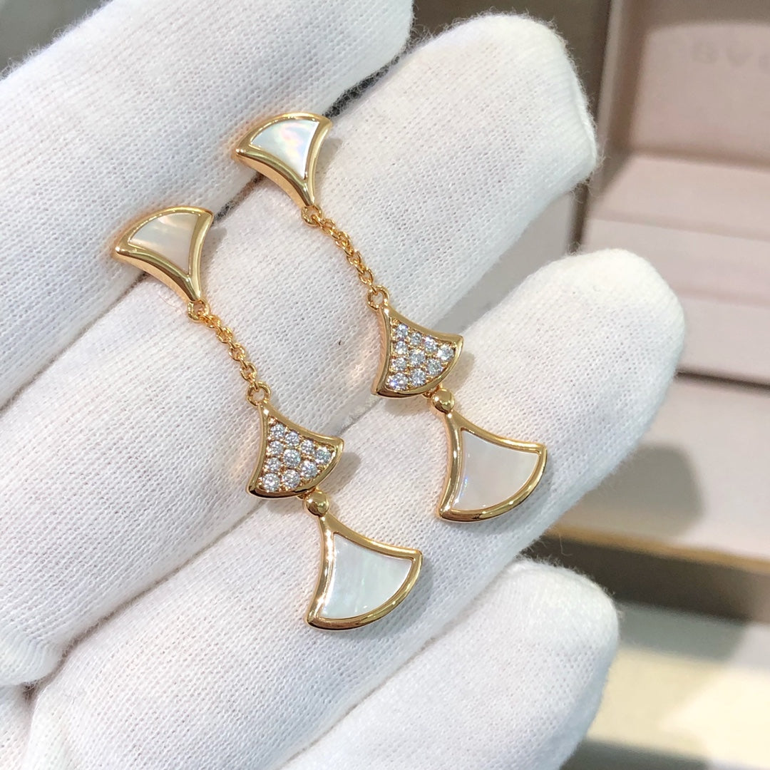 [Luxe Jewels]DREAM EARRINGS 3 MOTIFS DIAMOND MOP PINK GOLD