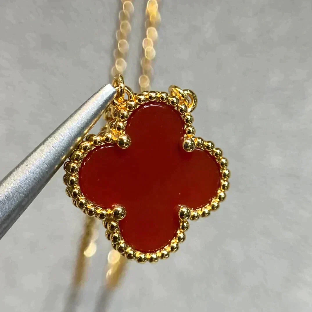 [Luxe Jewels]CLOVER 15MM CARNELIAN SINGLE FLOWER NECKLACE