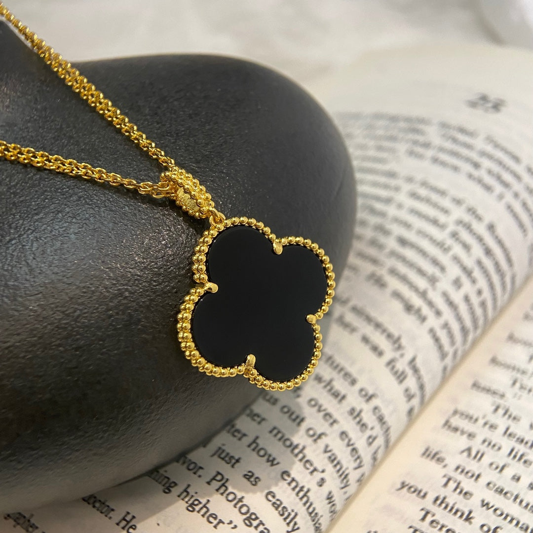 [Luxe Jewels]CLOVER 25MM NECKLACE GOLD ONYX