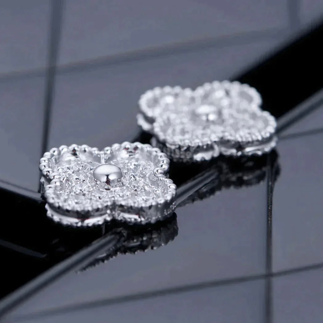 [Luxe Jewels]CLOVER 1 MOTIFS DIAMOND STUD EARRINGS SILVER