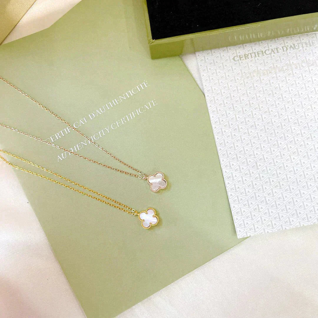 [Luxe Jewels]CLOVER MINI 9.5MM WHITE MOTHER-OF-PEARL NECKLACE