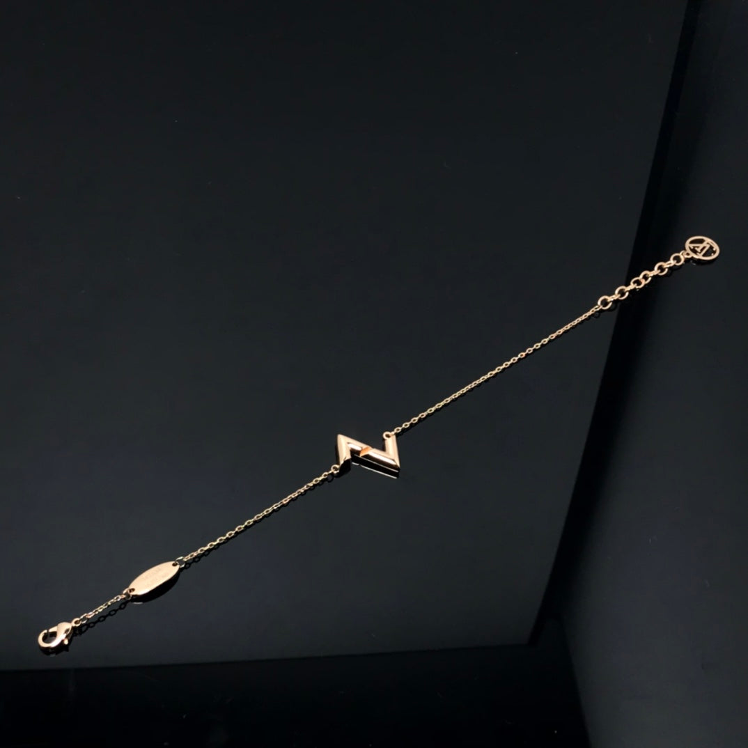 [Luxe Jewels]VOLT LV LOGO BRACELET