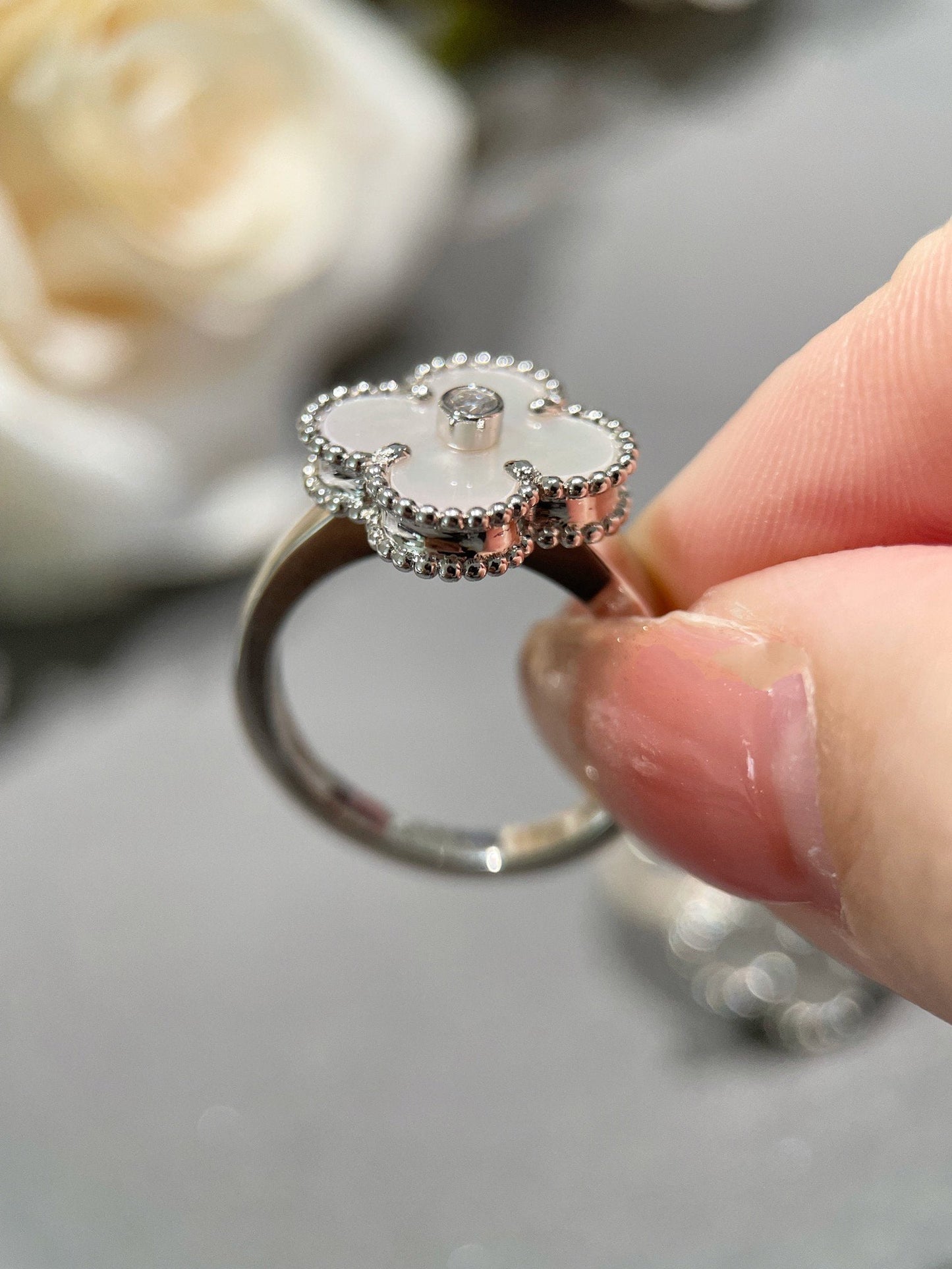 [Luxe Jewels]CLOVER SILVER MOP DIAMOND RING