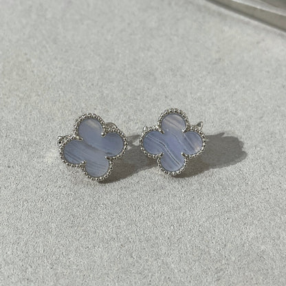 [Luxe Jewels]CLOVER CHALCEDONY SILVER STUD EARRINGS