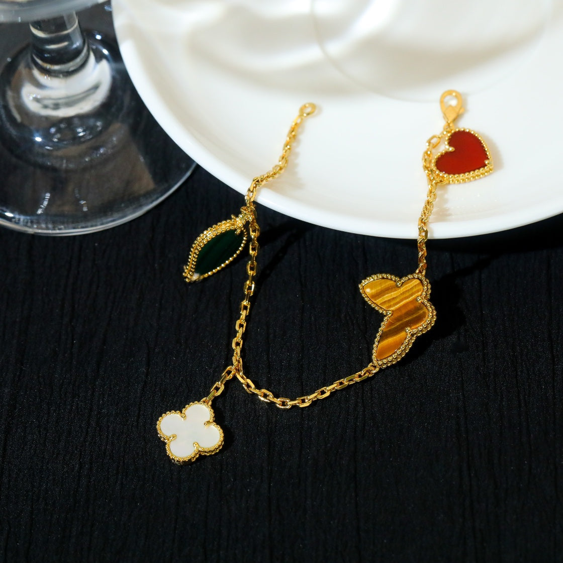 [Luxe Jewels]LUCKY SPRING 5 MOTIF GOLD BRACELET