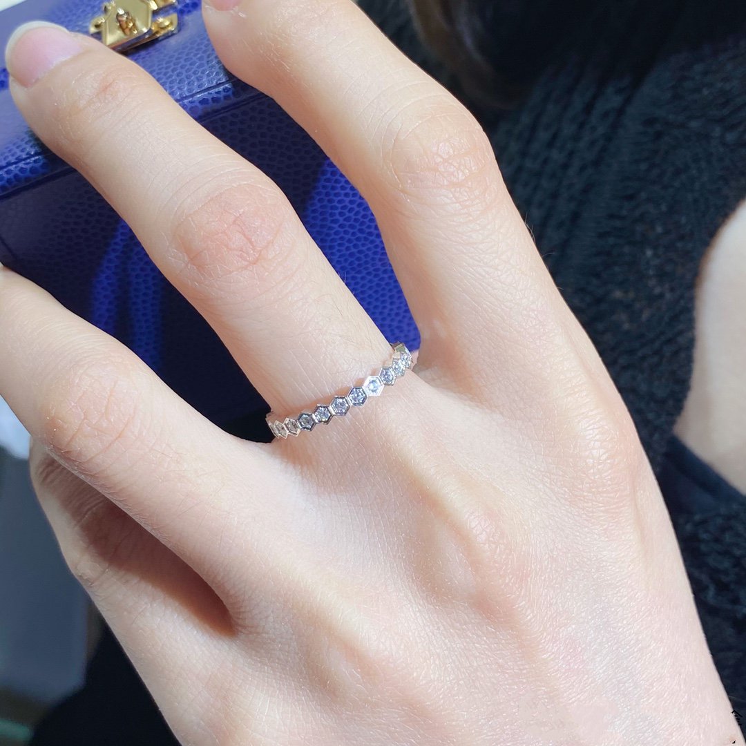 [Luxe Jewels]BEE LOVE DIAMOND PAVED SMALL RING