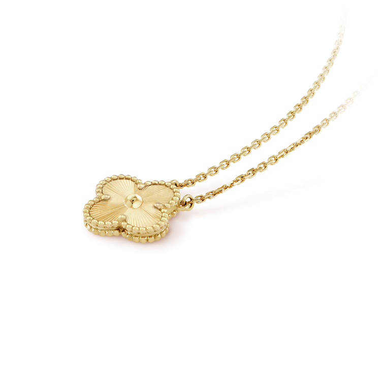 [Luxe Jewels]CLOVER 15MM LASER NECKLACE