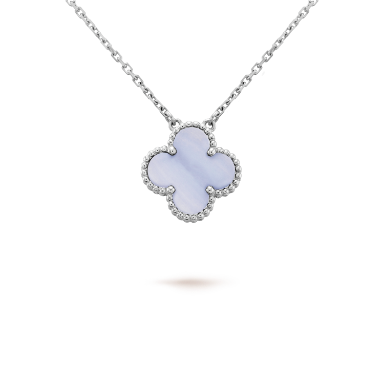 [Luxe Jewels]CLOVER 15MM BLUE CHALCEDONY NECKLACE SILVER