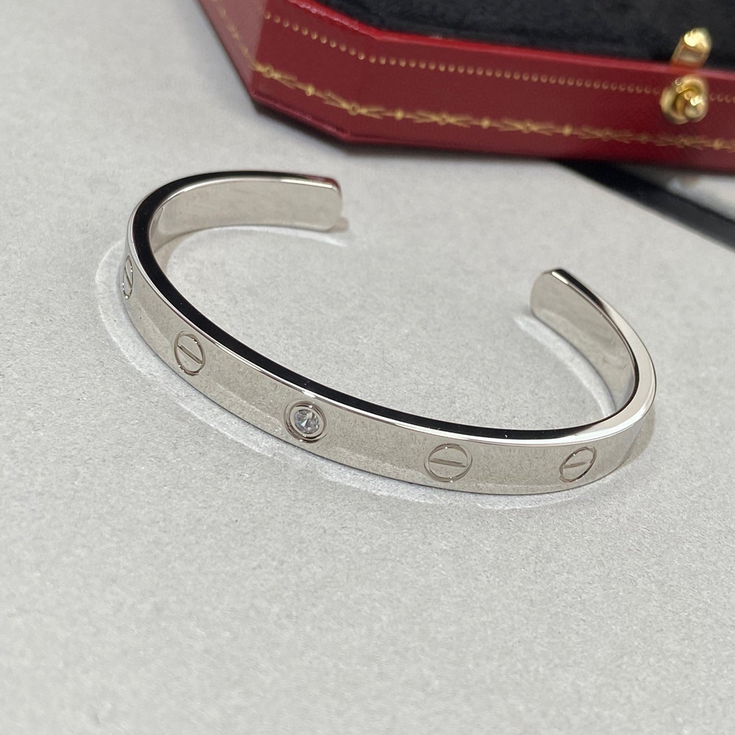 [Luxe Jewels]LOVE BRACELET 6.1MM 1 DIAMOND OPEN CUFF