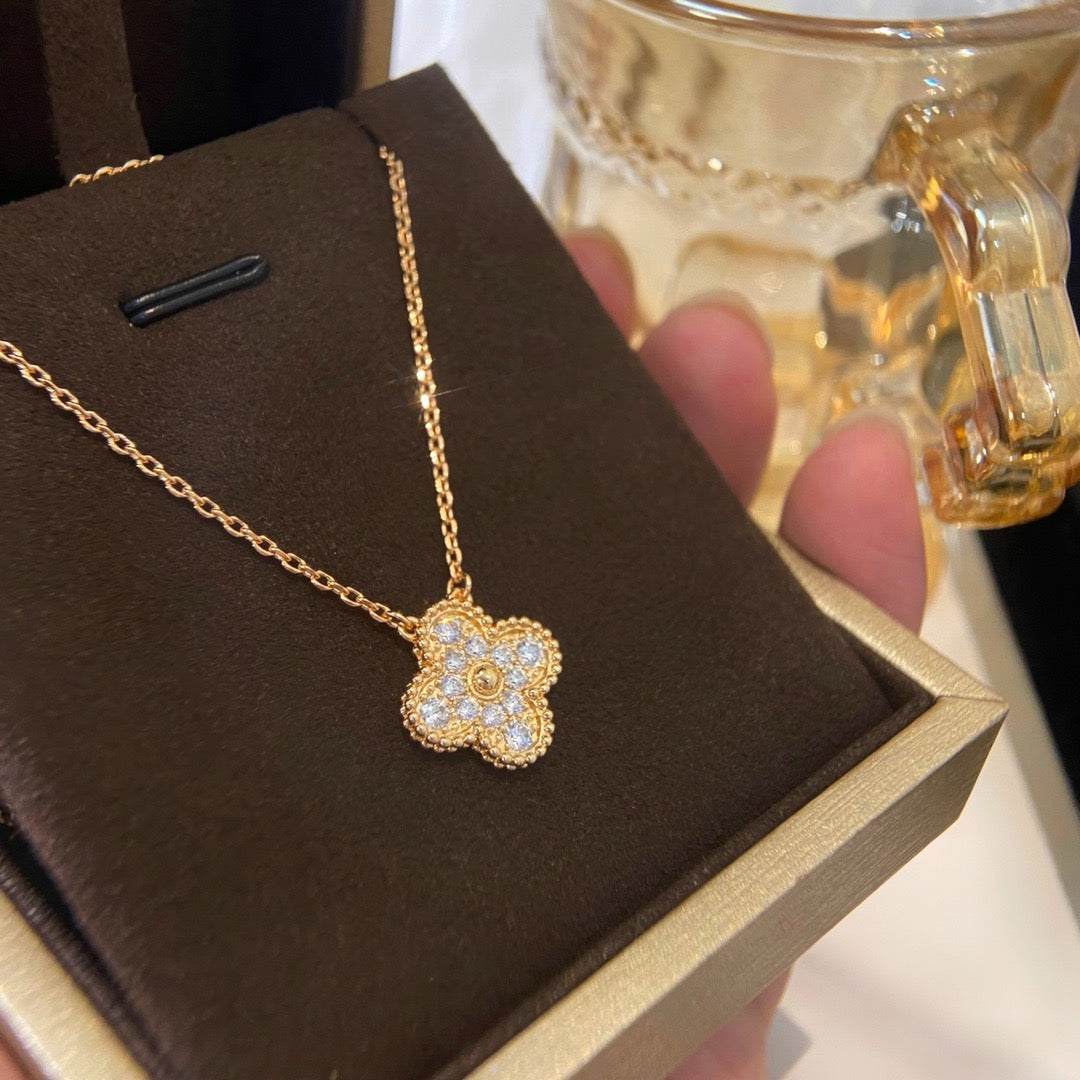 [Luxe Jewels]CLOVER 15MM DIAMOND SINGLE FLOWER NECKLACE