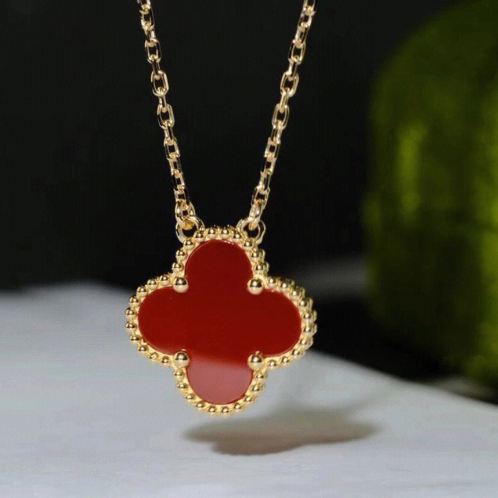 [Luxe Jewels]CLOVER 15MM CARNELIAN SINGLE FLOWER NECKLACE