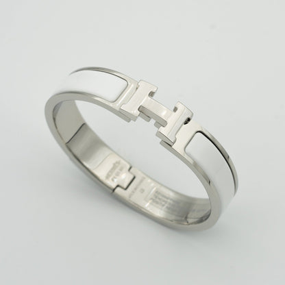 [Luxe Jewels]H WHITE BRACELET