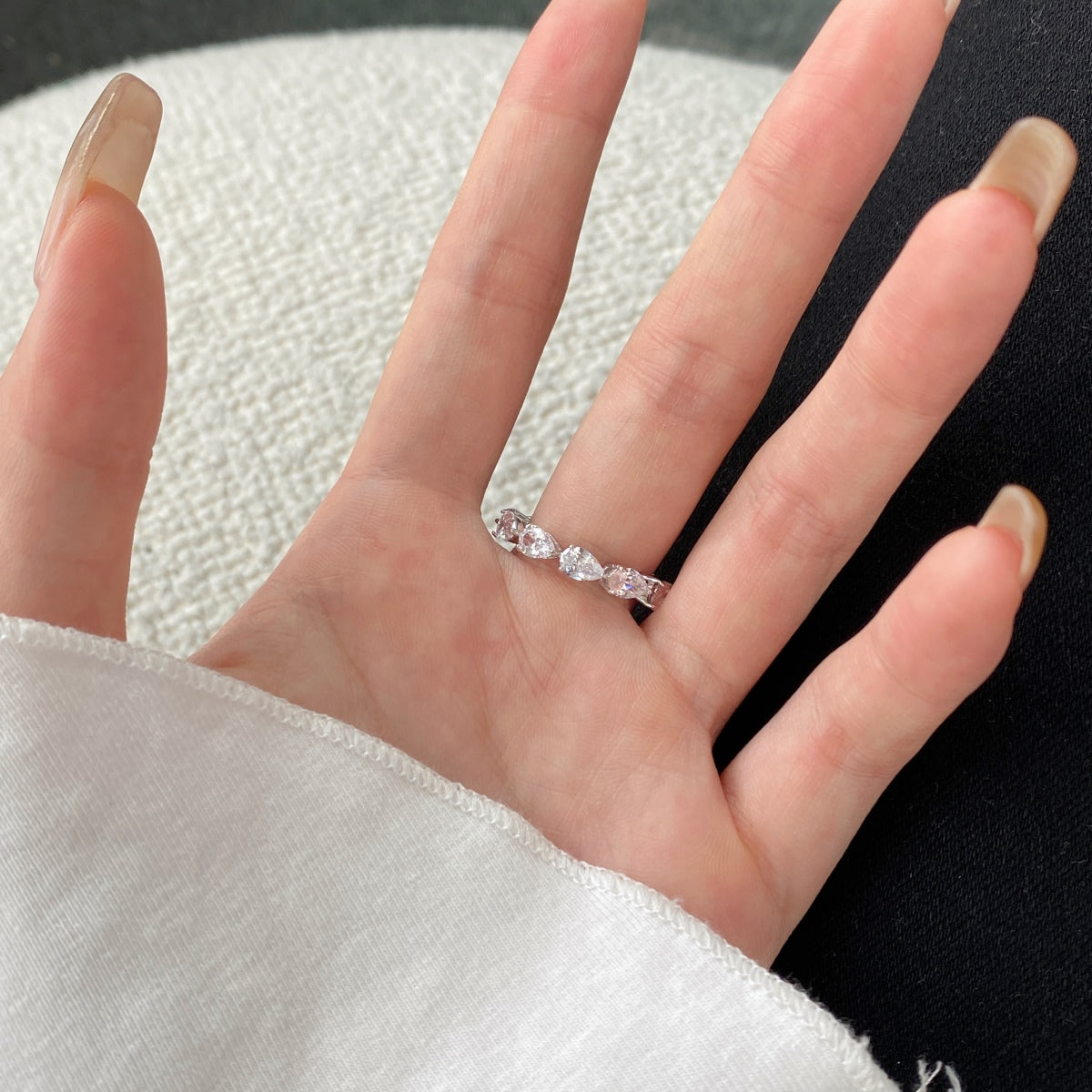 [Luxe Jewels]Exquisite Pear Cut Tennis Ring