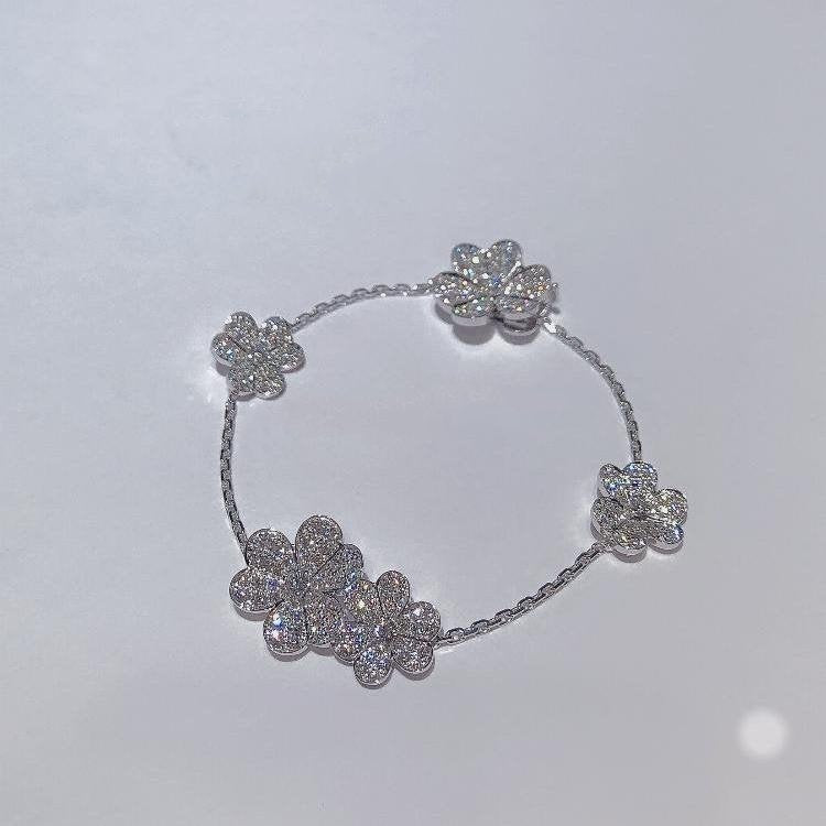 [Luxe Jewels]FRIVOLE SILVER 5 FLOWERS BRACELET