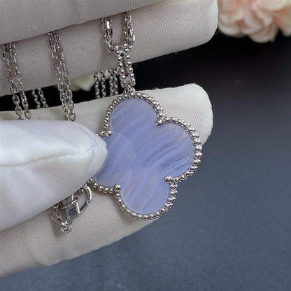 [Luxe Jewels]CLOVER SILVER CHALCEDONY BIG CLOVER NECKLACE