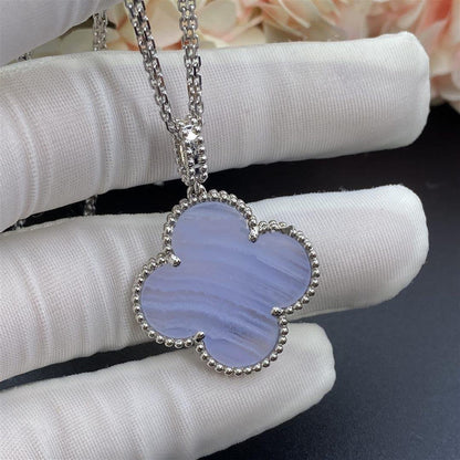 [Luxe Jewels]CLOVER SILVER CHALCEDONY BIG CLOVER NECKLACE