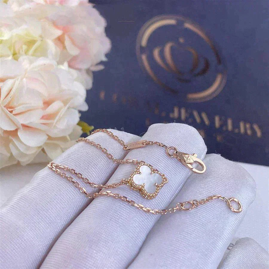 [Luxe Jewels]CLOVER WHITE MOP SINGLE FLOWER BRACELET