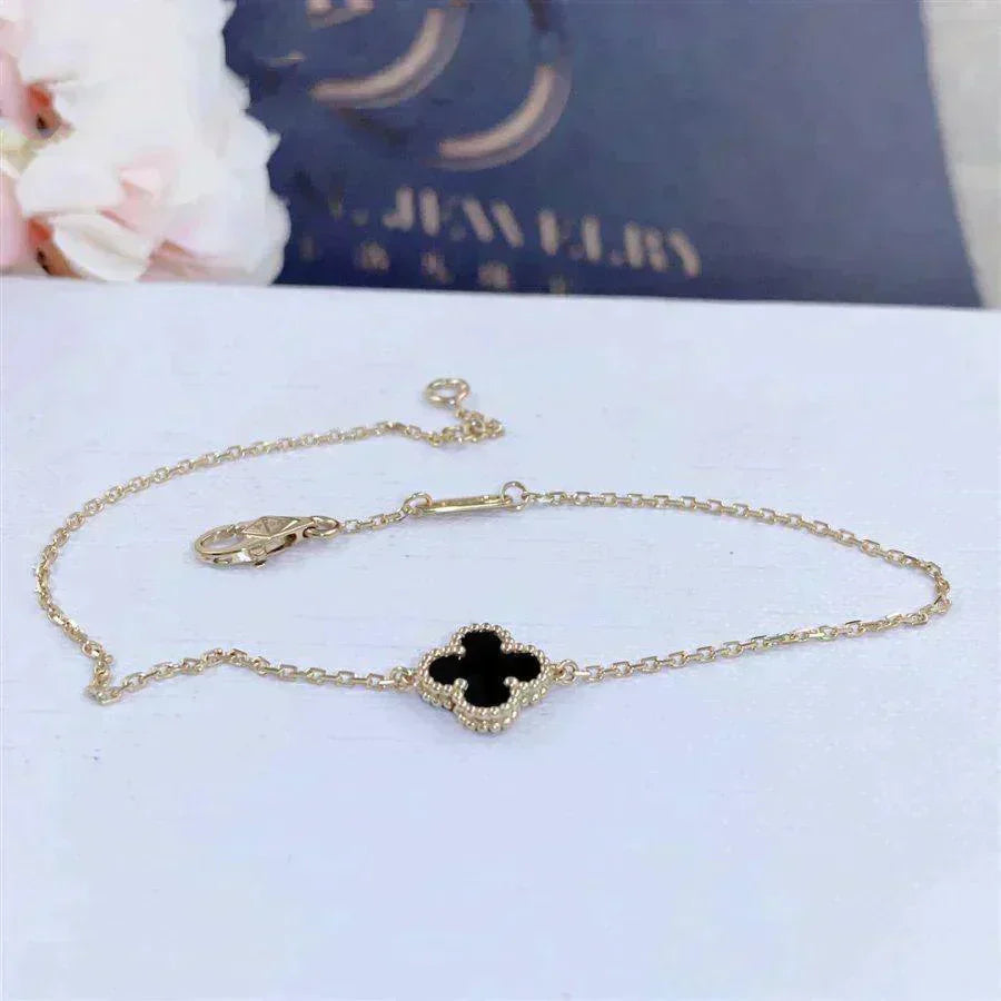 [Luxe Jewels]CLOVER ONYX SINGLE FLOWER BRACELET