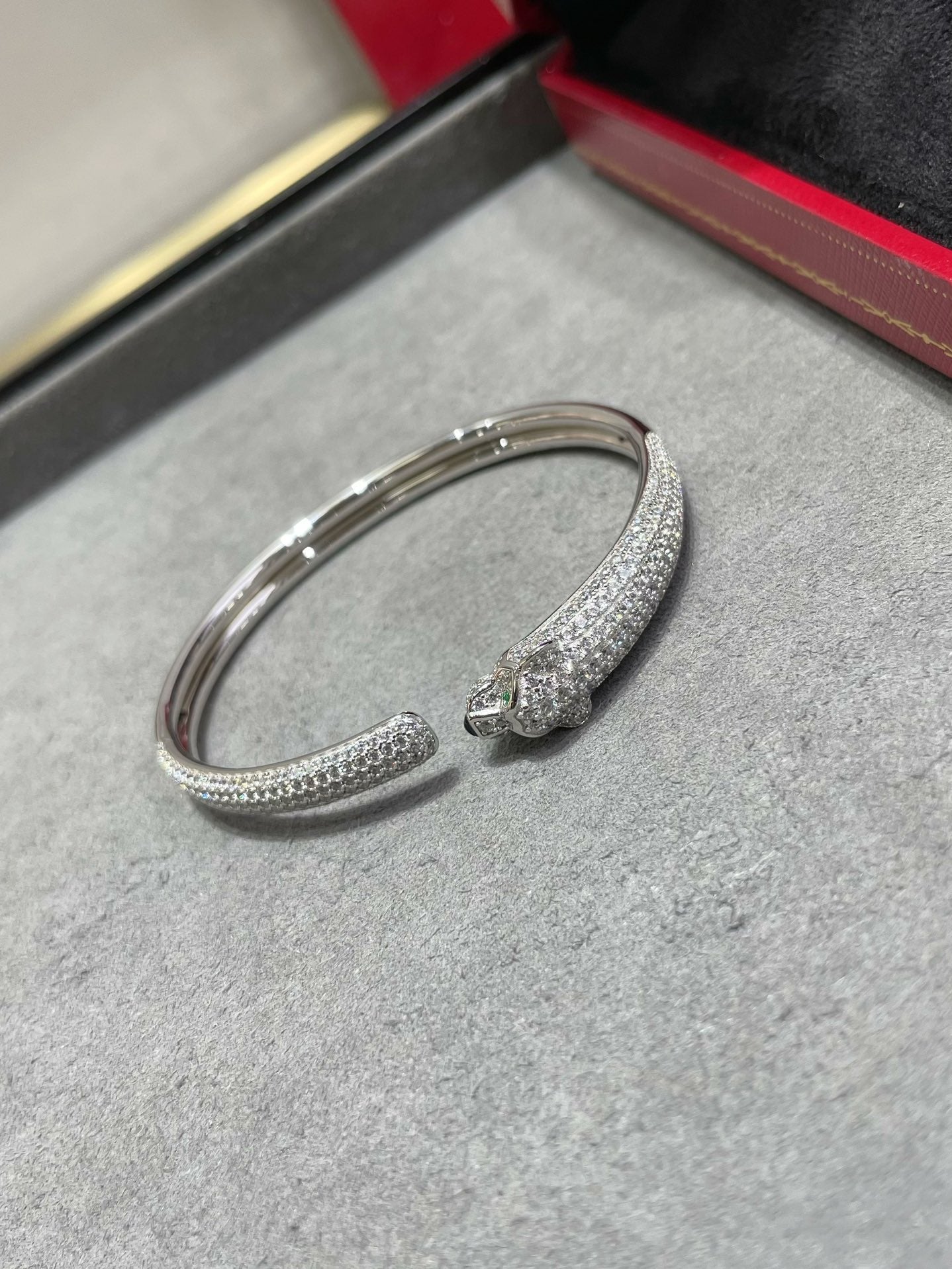 [Luxe Jewels]PANTHERE FULL DIAMOND OPEN BRACELET